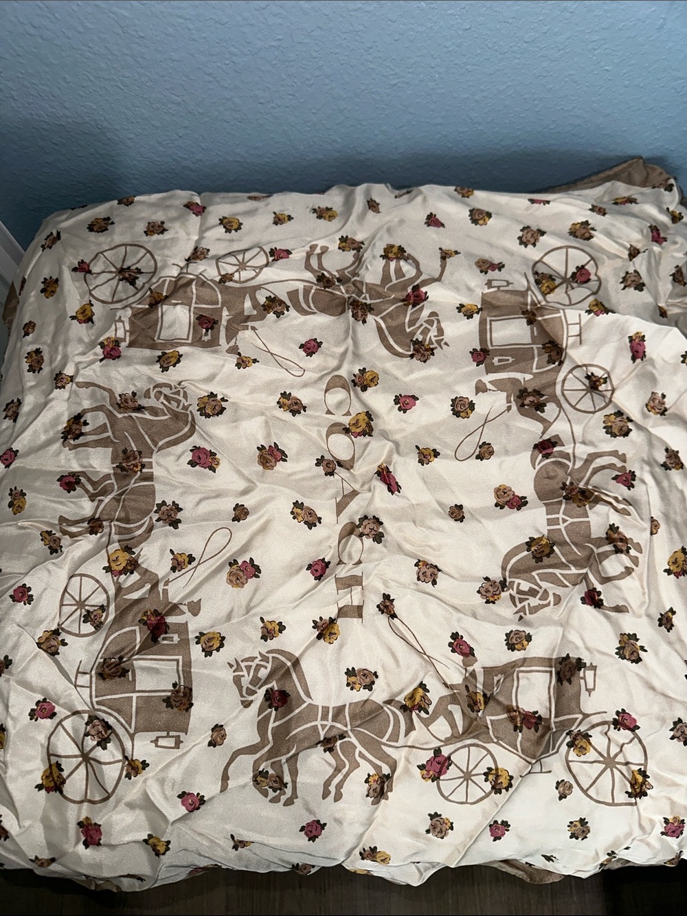 Coach Horse & Carriage Comforter in White, Brown, Pink & Yellow 100% silk scarf